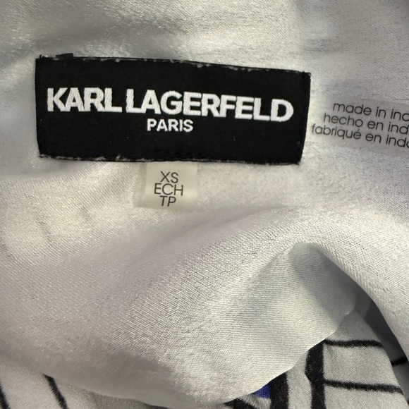 Karl Lagerfeld Geometric Print Button-Up Shirt with Bungee arm closures. XS - Picture 2 of 11